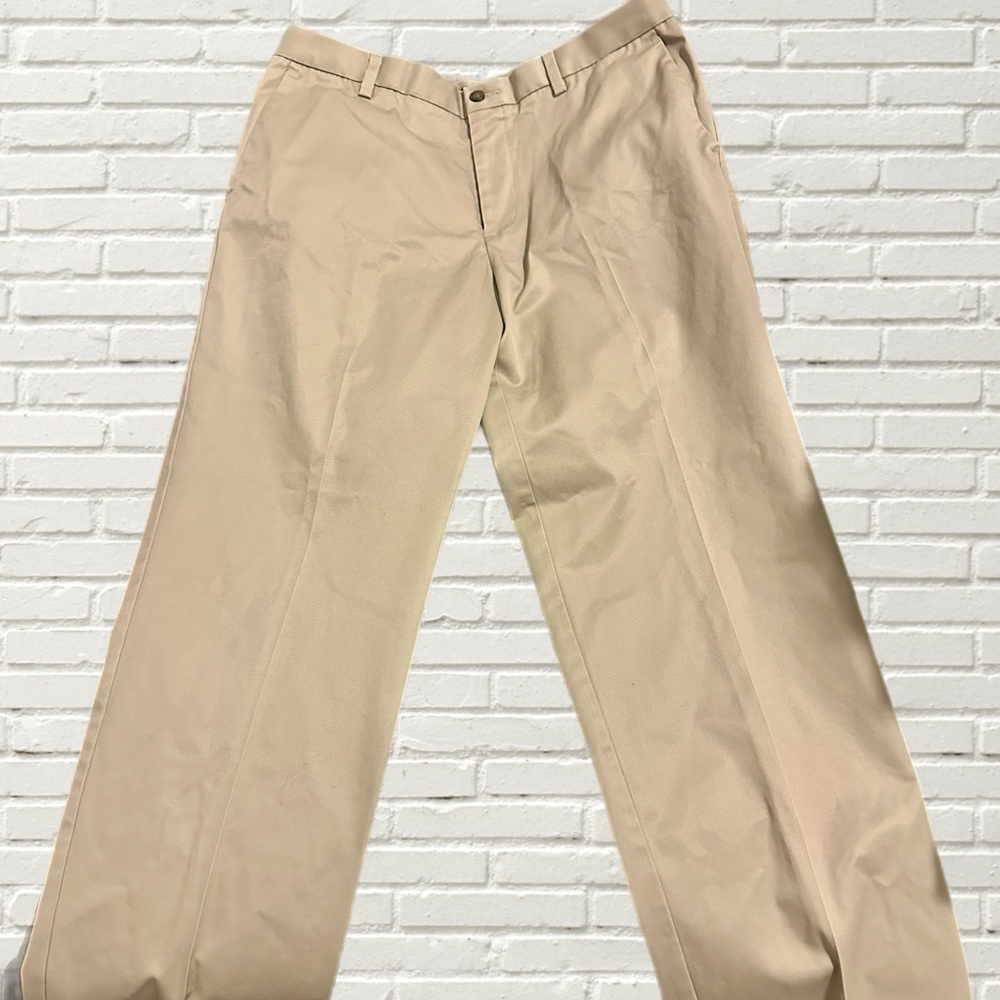 Dockers Cream Chinos & Khakis Pants